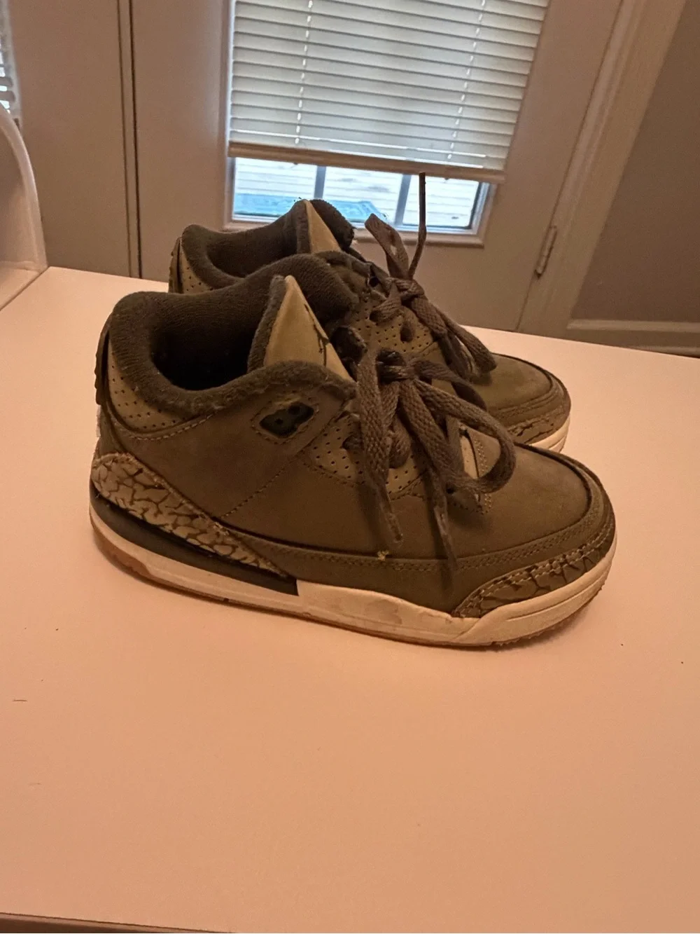 Jordan Kids 10C Olive Green Casual Sneakers